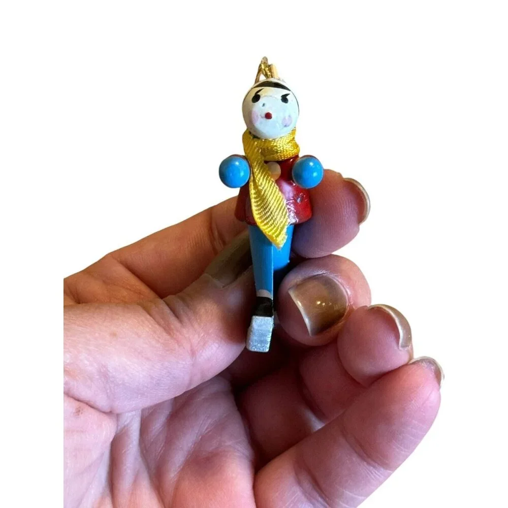 Wooden Ice‎ Skating Ornament Toy Christmas Ornament Classic